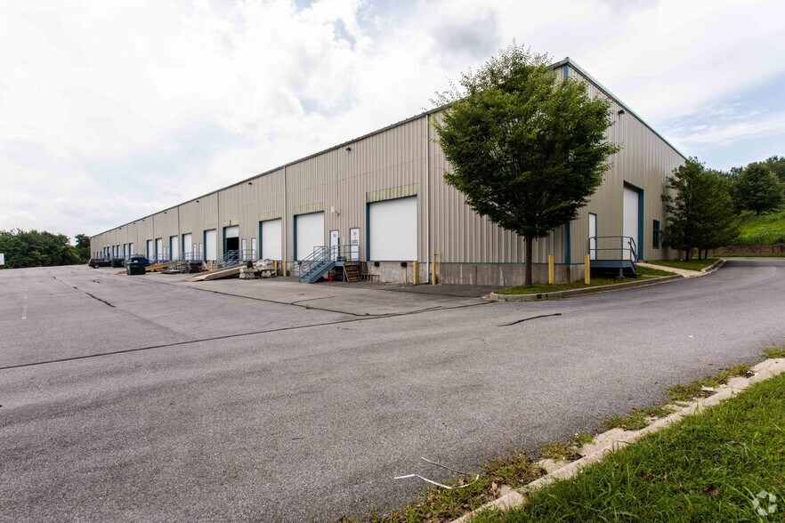 More Photos Of 4821 Winchester Blvd, Frederick Warehouse For Lease