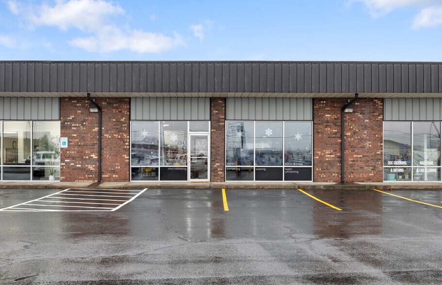 More Photos Of 1626 W Broadway Ave, Moses Lake Storefront For Lease