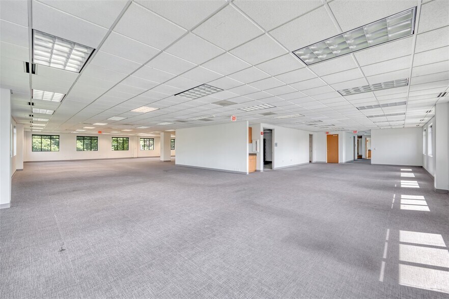 More Photos Of , Chapel Hill Office For Sale