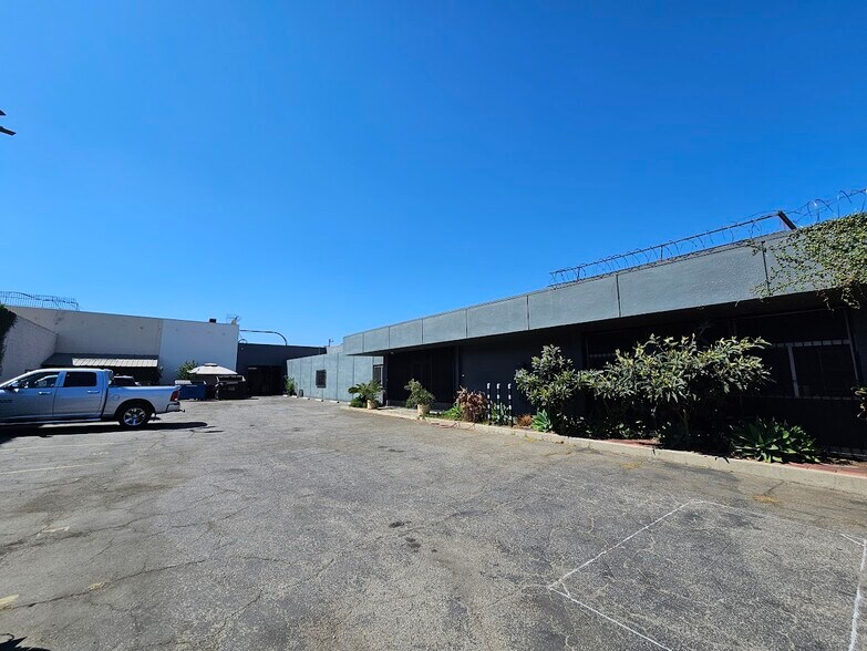 Primary Photo Of 1615 McGarry St, Los Angeles Warehouse For Lease