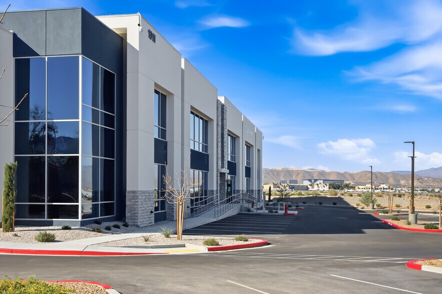 More Photos Of 1301 Seven Hills Drive, Henderson Medical For Sale