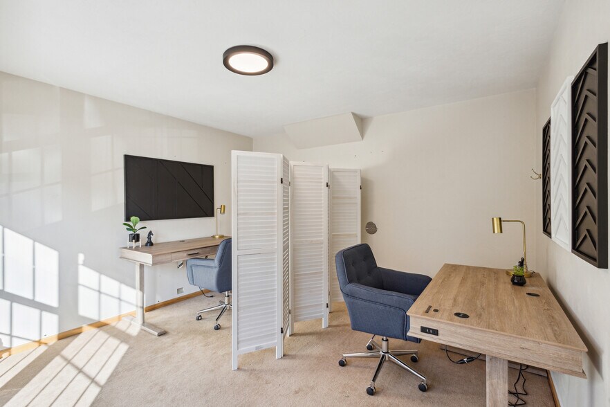 More Photos Of 4140 Bluff, Fish Creek Storefront Retail Office For Lease