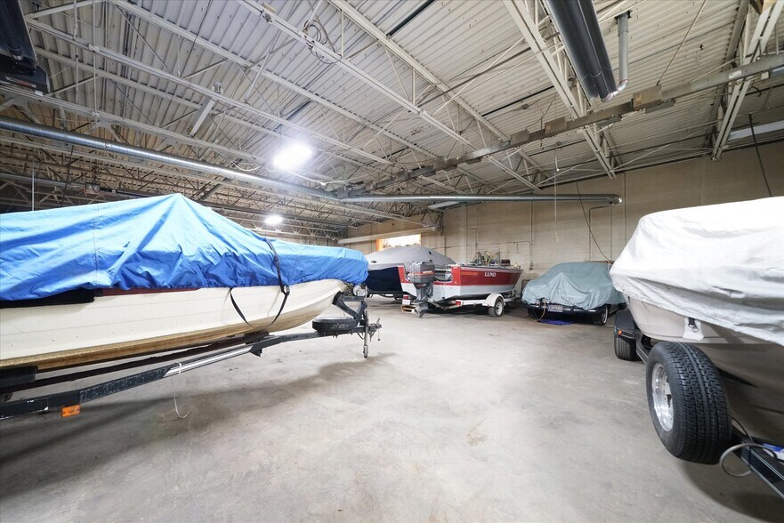 More Photos Of 4082 Sixth St, Wyandotte Warehouse For Lease