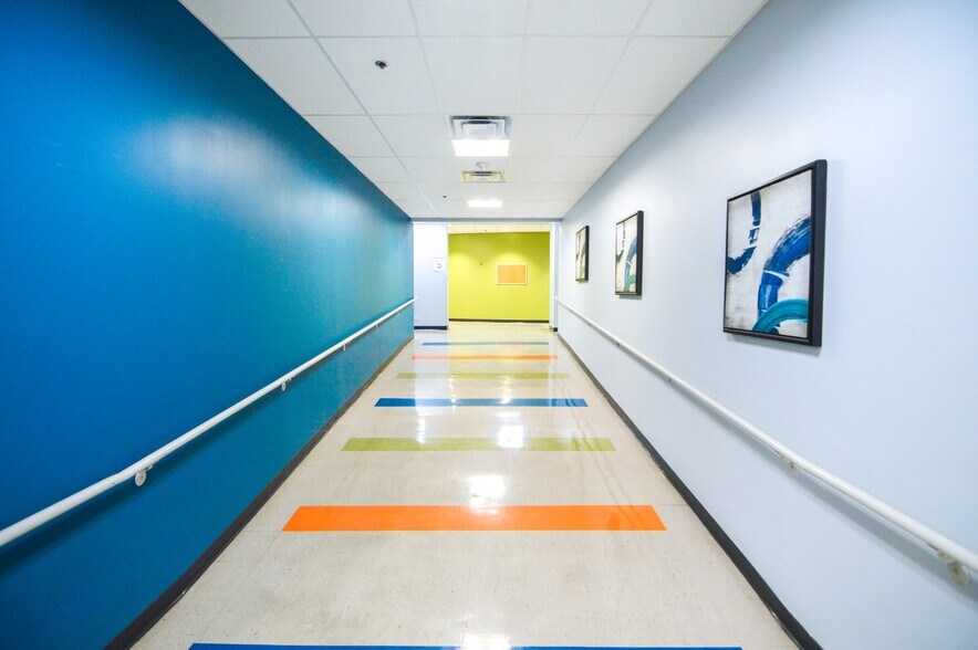 More Photos Of 4522 Fredericksburg Rd, San Antonio Medical For Lease