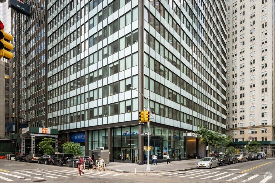 More Photos Of 180 Water St, New York Apartments For Lease