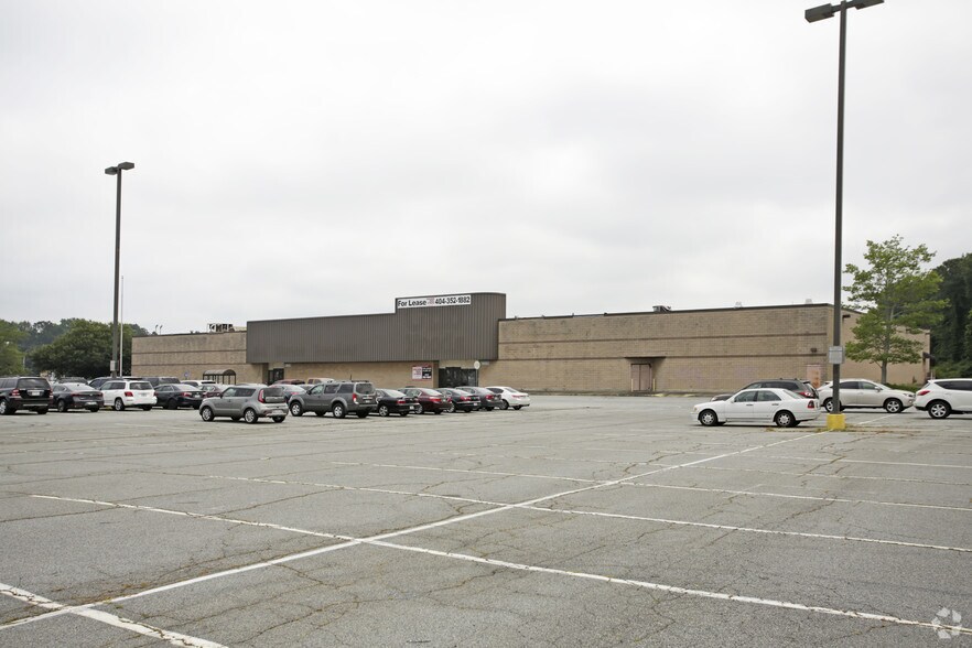 Primary Photo Of 1475 E Park Place Blvd, Stone Mountain Freestanding For Lease