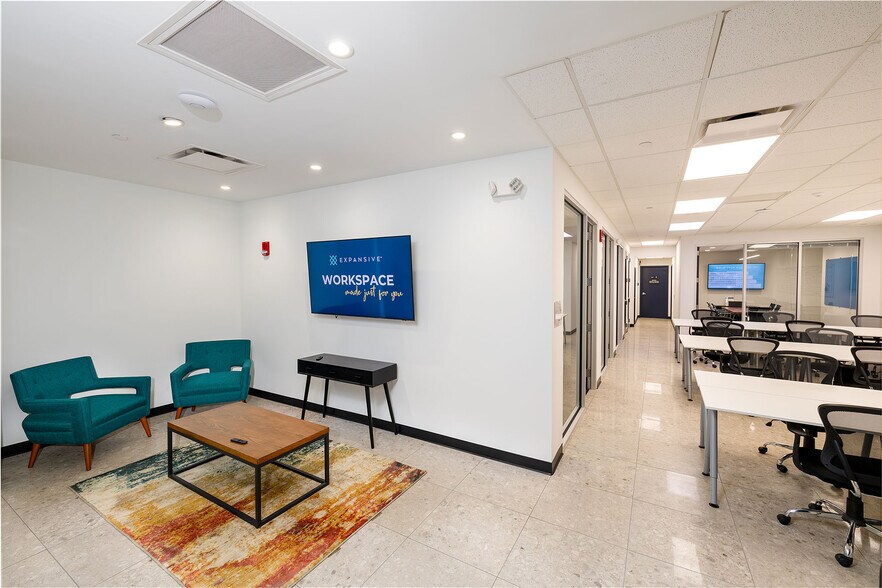 More Photos Of 606 Liberty Ave, Pittsburgh Coworking Space