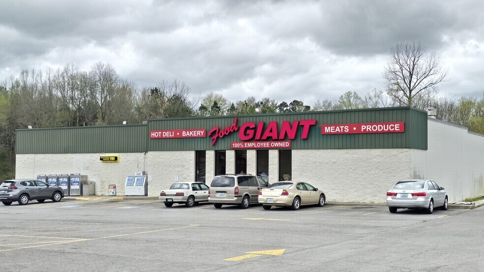 More Photos Of 219 S 2nd St, Central City Freestanding For Sale