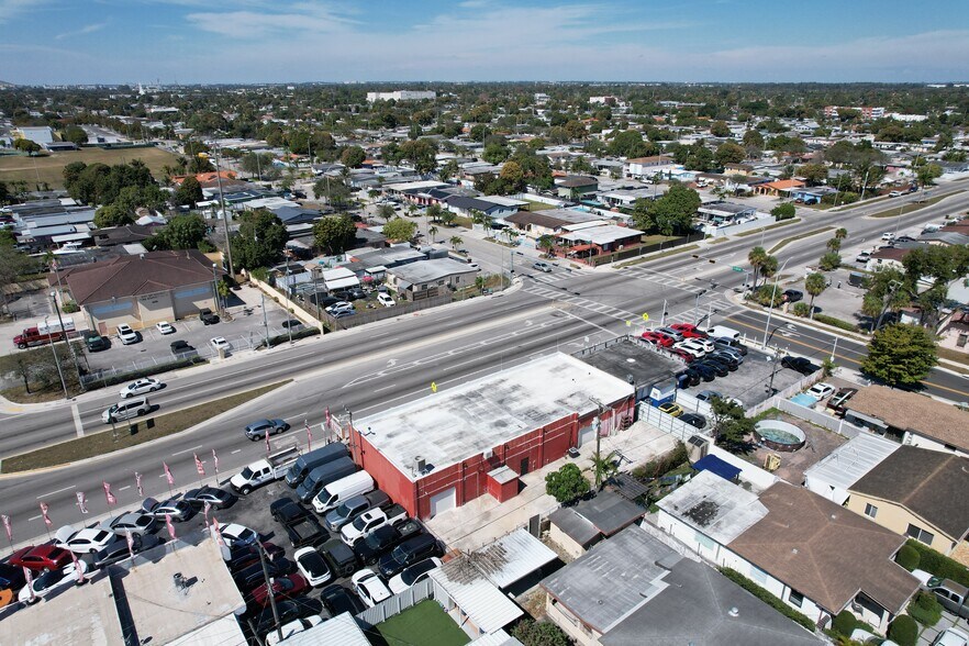More Photos Of 4255 E 8th Ave, Hialeah Auto Repair For Lease