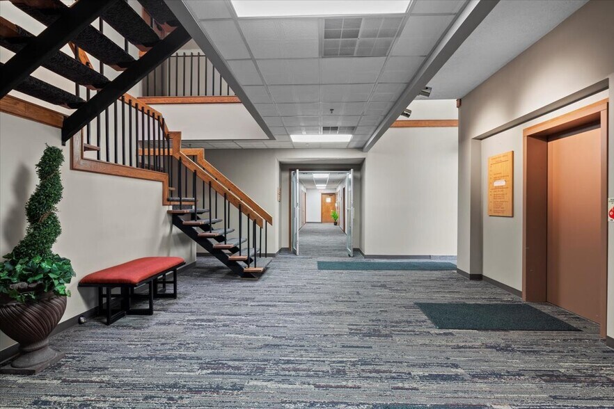 More Photos Of 2005 Lyell Ave, Rochester Office For Lease