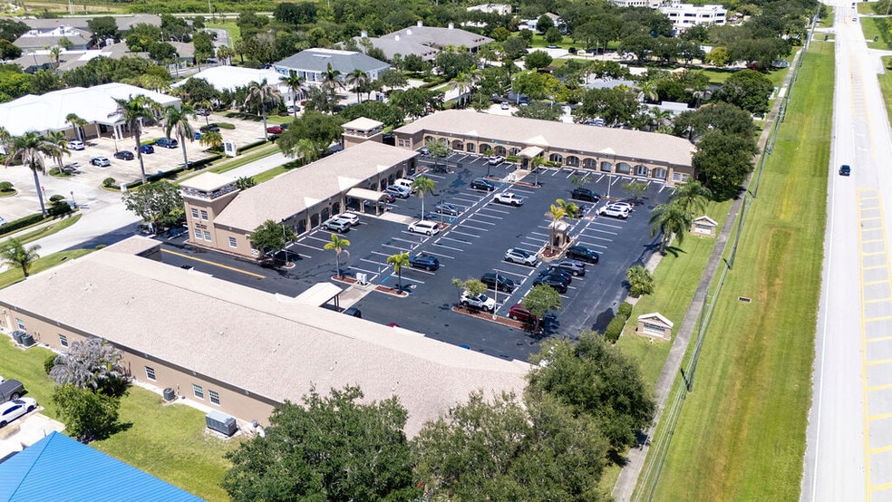 More Photos Of 923-931 37th Pl, Vero Beach Medical For Lease