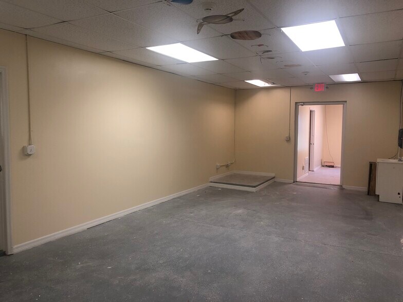 More Photos Of 1205 University Blvd N, Jacksonville Daycare Center For Sale