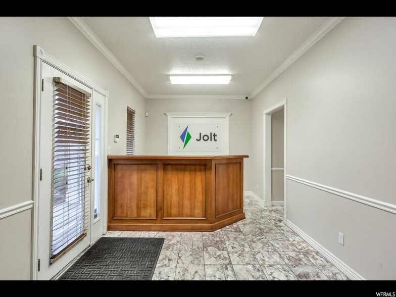 More Photos Of 214-216 N Orem Blvd, Orem Loft Creative Space For Lease