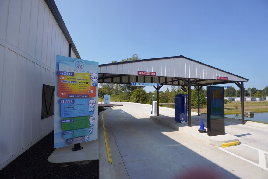 More Photos Of 2404 US Highway 80 W, Dublin Carwash For Sale