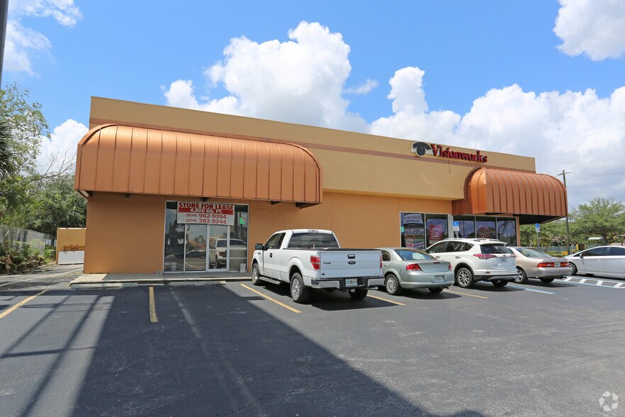 More Photos Of 2001-2043 E Fowler Ave, Tampa General Retail For Lease
