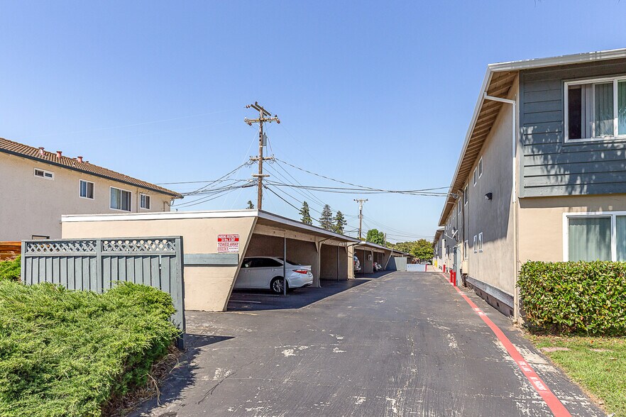 More Photos Of 2104 Royal Dr, Santa Clara Apartments For Sale