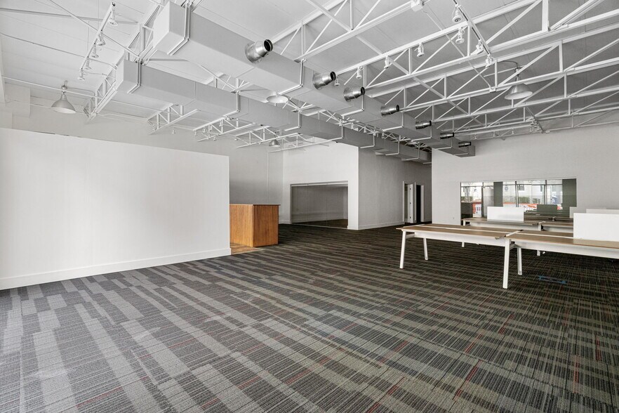 More Photos Of 127 N Magnolia Ave, Orlando Loft Creative Space For Sale