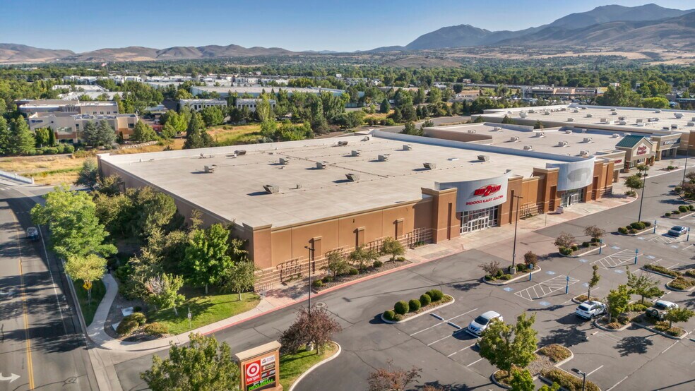 More Photos Of 6895 Sierra Center Pky, Reno Department Store For Lease