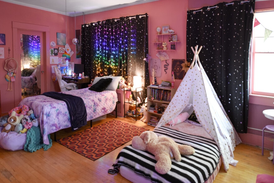 More Photos Of 200 E Vista St, Bisbee Movie Radio TVStudio For Sale