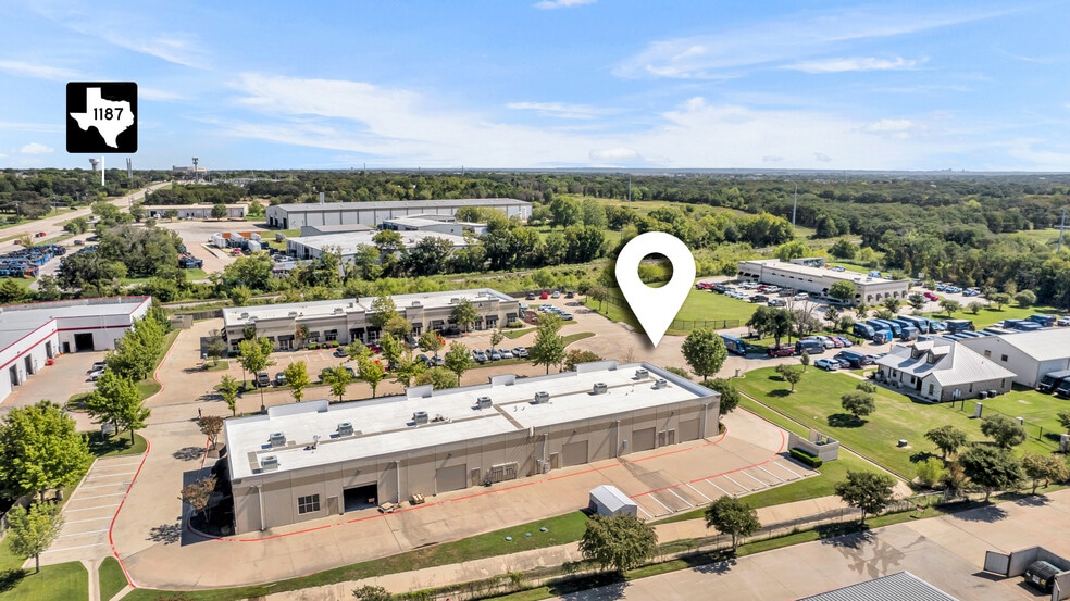 More Photos Of 1804 Owen Ct, Mansfield Light Distribution For Lease