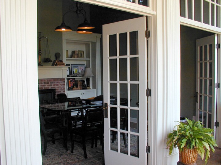 More Photos Of 472 N Sessions St, Marietta Medical For Sale