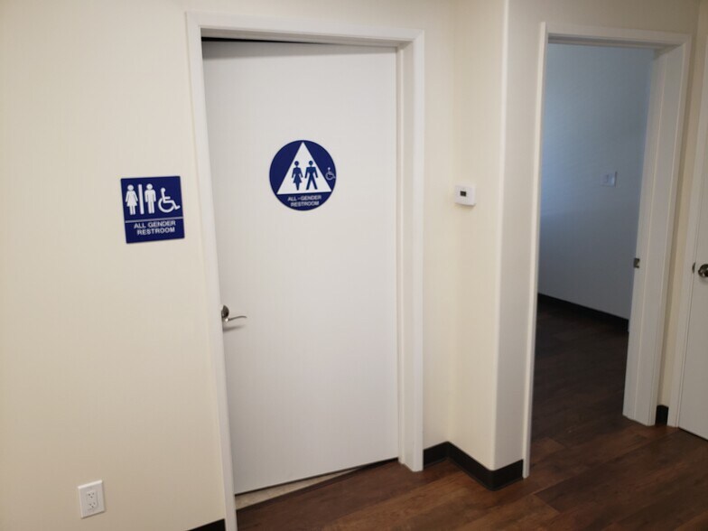 More Photos Of 20445 Pacifica Dr, Cupertino Medical For Lease