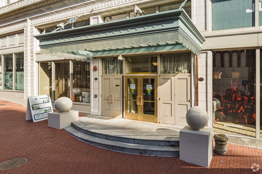 More Photos Of 425 8th St NW, Washington Apartments For Lease