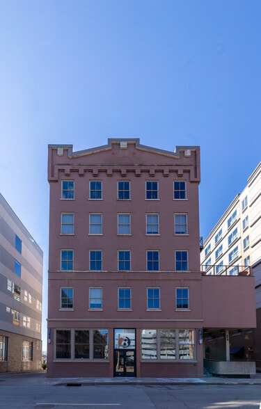 More Photos Of 214 S 8th St, Louisville Loft Creative Space For Sale