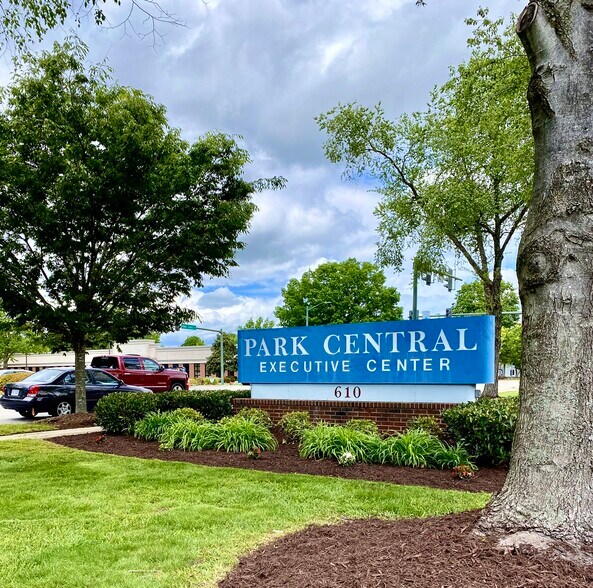 More Photos Of 610 Thimble Shoals Blvd, Newport News Unknown For Lease