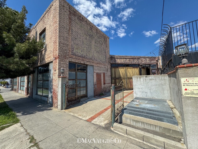 More Photos Of 55 Waverly Dr, Pasadena Loft Creative Space For Lease