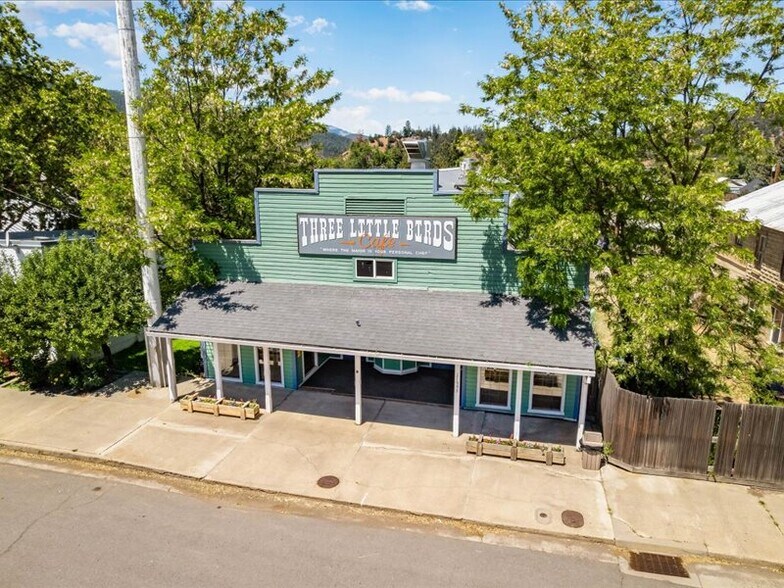 More Photos Of 11943 Main St, Fort Jones General Retail For Sale