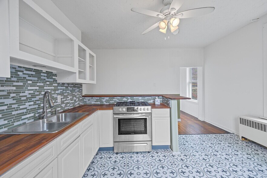 More Photos Of 3627 Hillside Ave, Cincinnati Multifamily For Sale