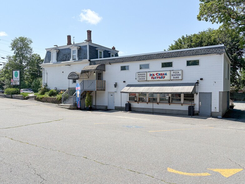 More Photos Of 7 Elm St, Townsend Office For Lease