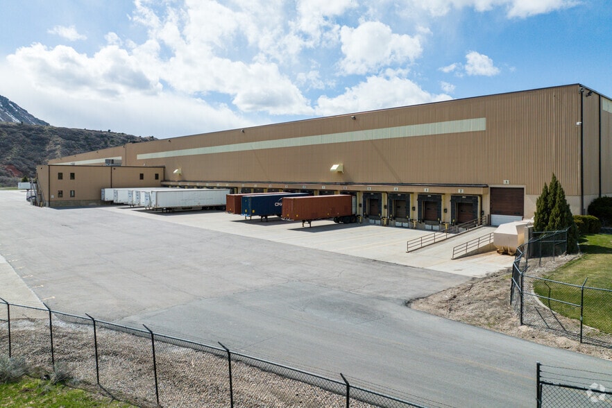 More Photos Of 4000 E Highway 6, Spanish Fork Distribution For Lease