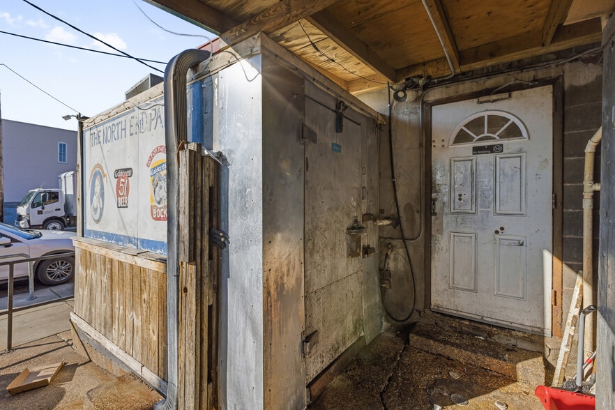 More Photos Of 346 N Main St, Memphis Restaurant For Sale