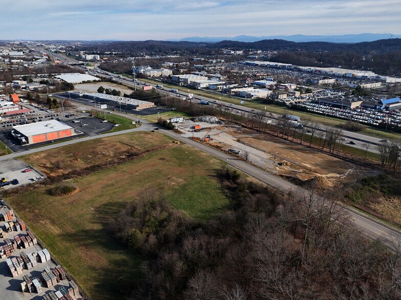 More Photos Of 11234 Outlet Drive, Knoxville Land For Sale