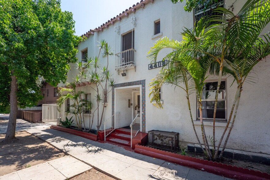 More Photos Of 4408 E Lockwood Ave, Los Angeles Apartments For Sale