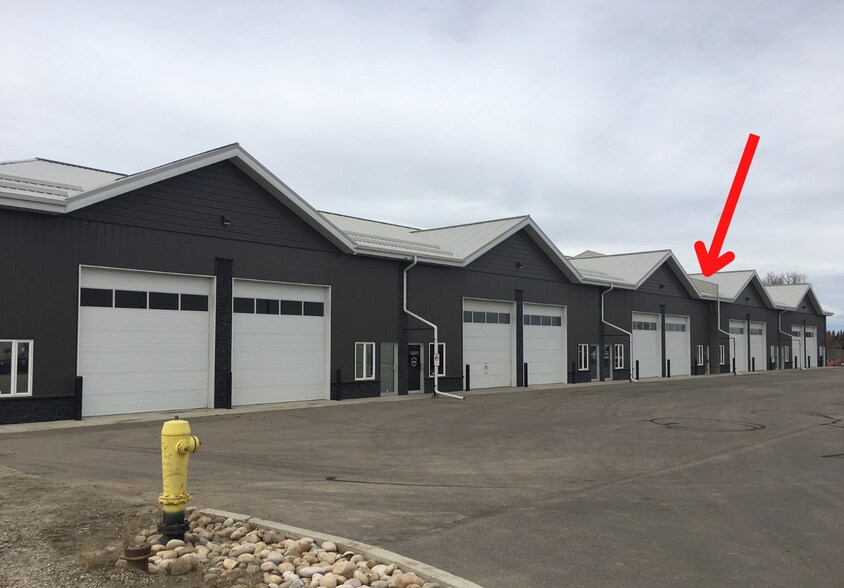 More Photos Of 974 Boulder Blvd, Stony Plain Warehouse For Lease