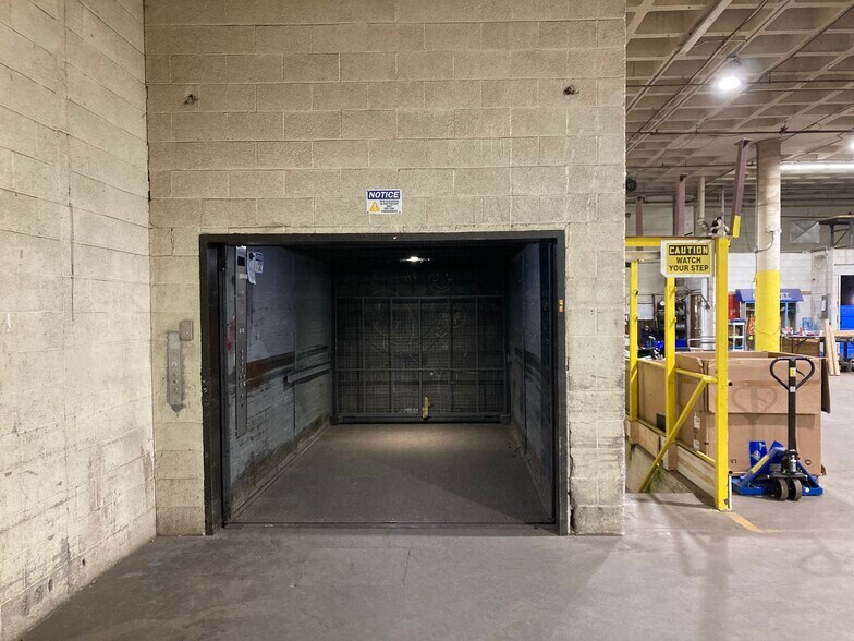 More Photos Of 700 Garfield Ave, Duluth Freestanding For Sale