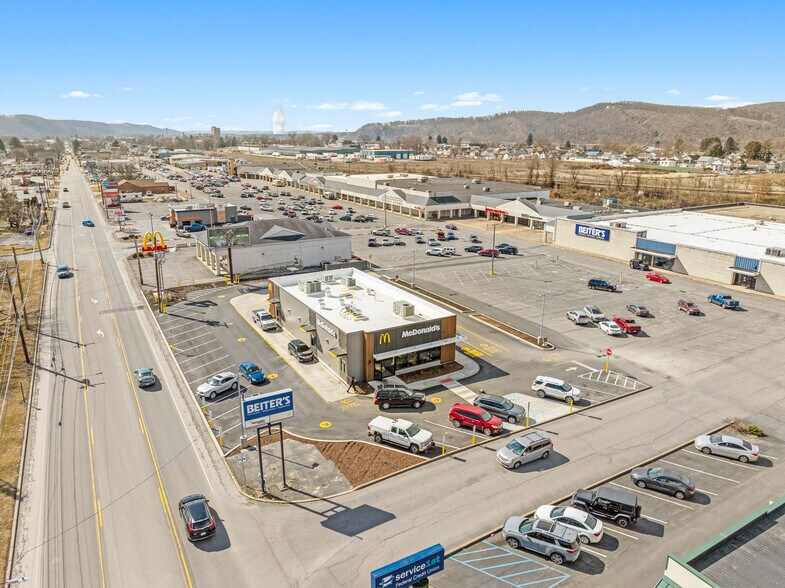 More Photos Of 1183 N 4th St, Sunbury General Retail For Sale