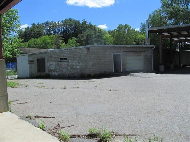 Primary Photo Of 50 Woodstock Rd, White River Junction Auto Repair For Sale