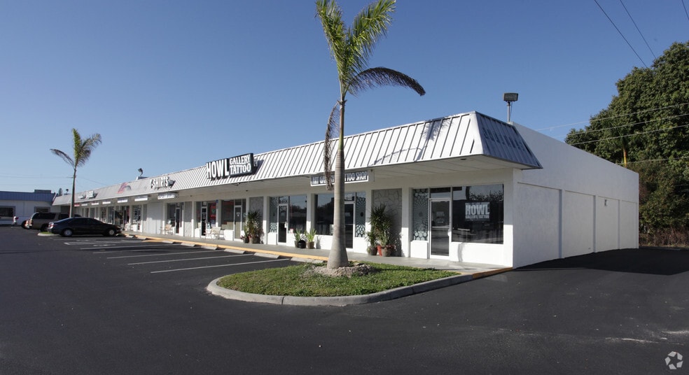 More Photos Of 4224 S Cleveland Ave, Fort Myers Unknown For Lease