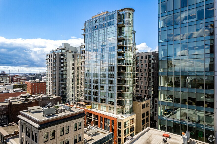 Primary Photo Of 640-644 St Notre-Dame O, Montréal Apartments For Sale