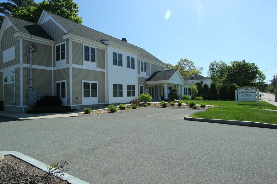 More Photos Of 233 W Central St, Franklin Medical For Lease