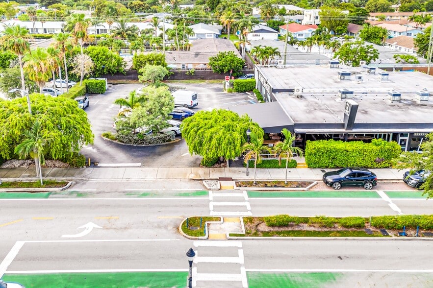 More Photos Of 815 NE 13th St, Fort Lauderdale Freestanding For Sale