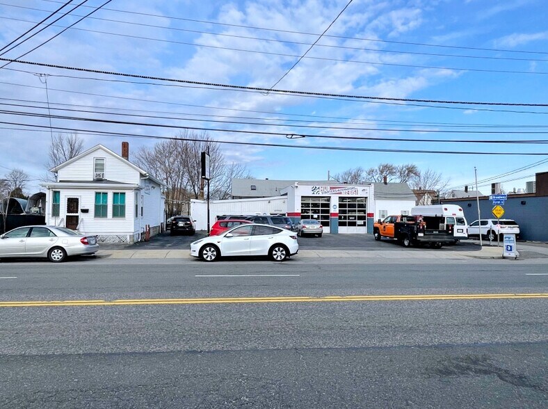 More Photos Of 170 Broadway, Malden Specialty For Sale