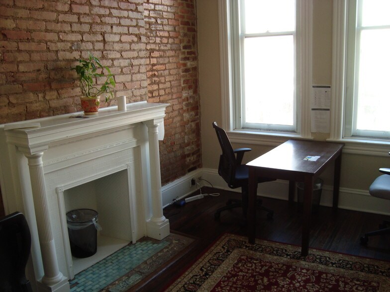 More Photos Of 3128 M St NW, Washington Storefront Retail Office For Lease