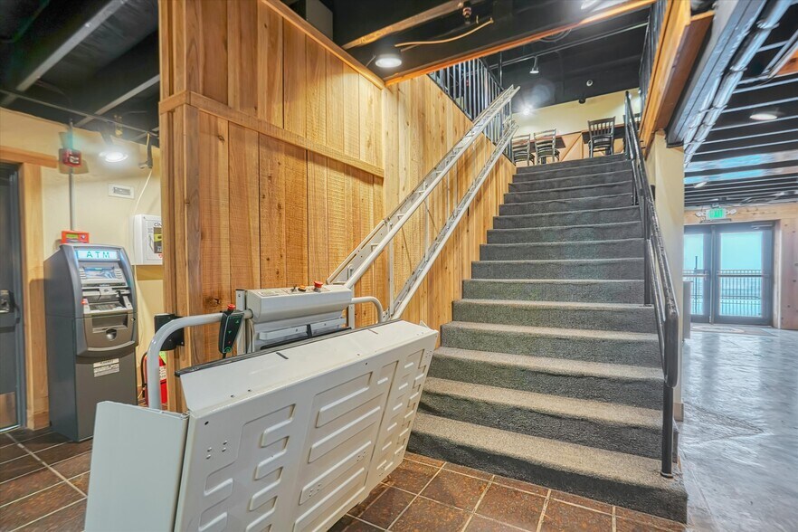 More Photos Of 23894 S Frontage Rd, Weatherford Bar For Sale