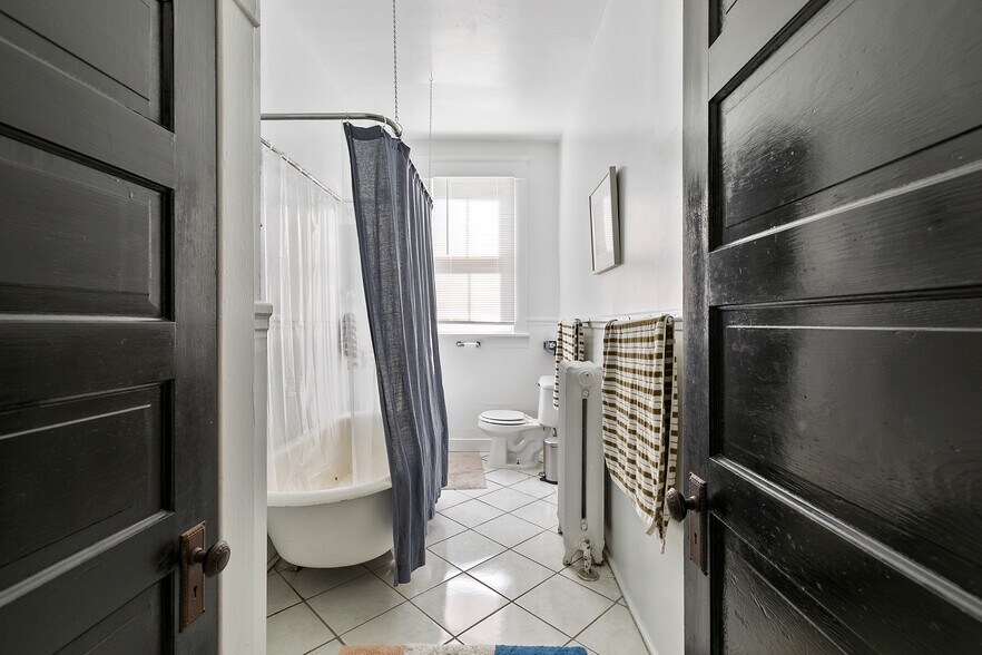 More Photos Of 2700 W Main St, Richmond Apartments For Sale