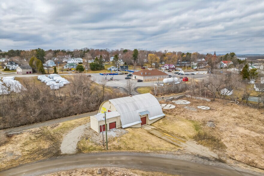 More Photos Of 60 Mill St, Corinna Self Storage For Sale